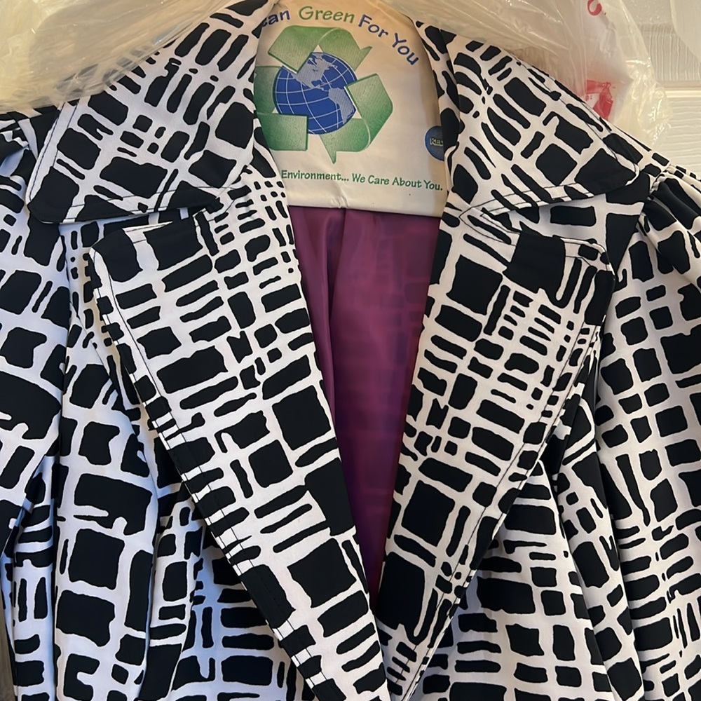 Black And White Patterned Blazer - image 3